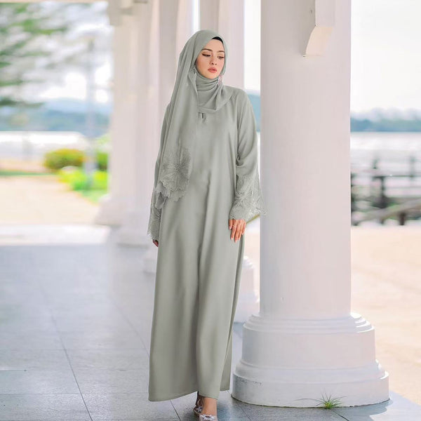 Elegant Muslimah Dress: Baju Kurung & Abaya with Matching Tudung
