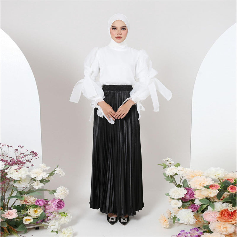 Pleated Flared Maxi Skirt