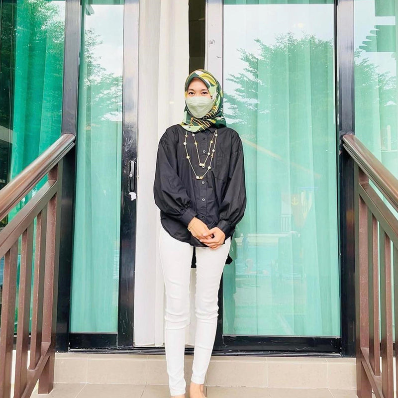 Solid Color Pocket Patchwork Blouse