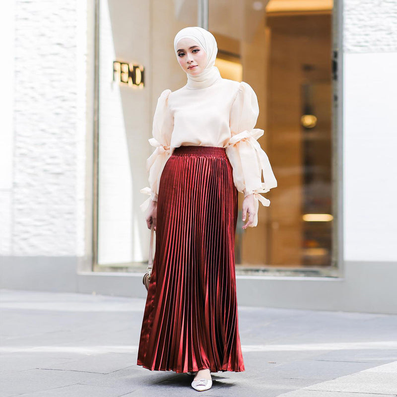 Pleated Flared Maxi Skirt