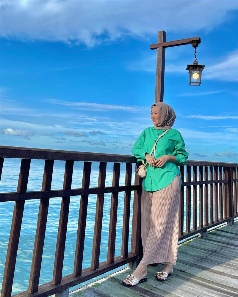 Solid Color Pocket Patchwork Blouse