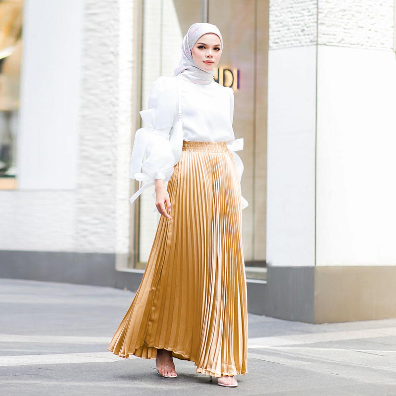 Pleated Flared Maxi Skirt