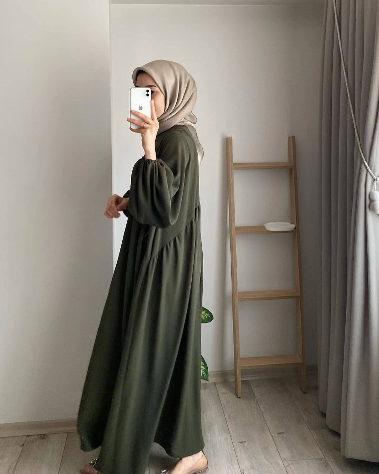 Plain Dress