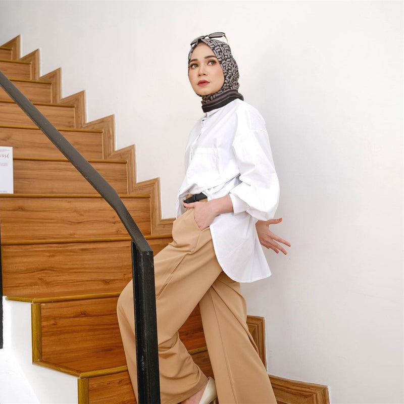 Solid Color Pocket Patchwork Blouse